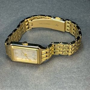 Fossil raquel three-hand date good-tone stainless steel watch